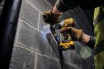 Batería DEWALT ION-LI 5.0Ah 20V MAX XR para herramientas inalámbricas, modelo DCB205